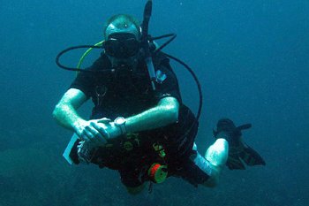Ken Brew underwater